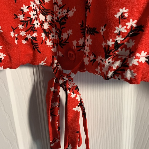 SCOOP Button Down Shirt with Bottom Tie. Size: XXL Extra Extra Large (20) - Picture 3 of 9